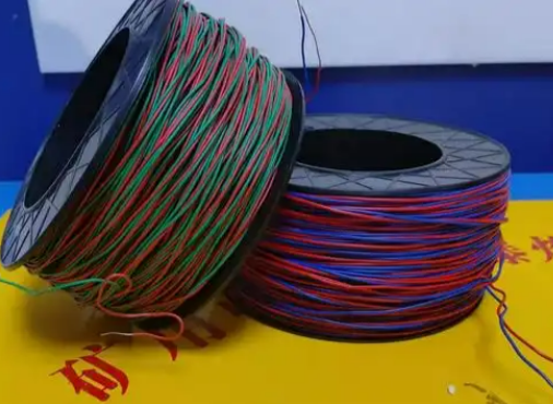 衢江放炮线的主要材质有哪些？不同材质的适用场景有何区别？
